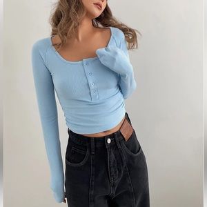 Baby a blue Long Sleeve Crop Robbed Square Neck Henley Shirt 😍 S